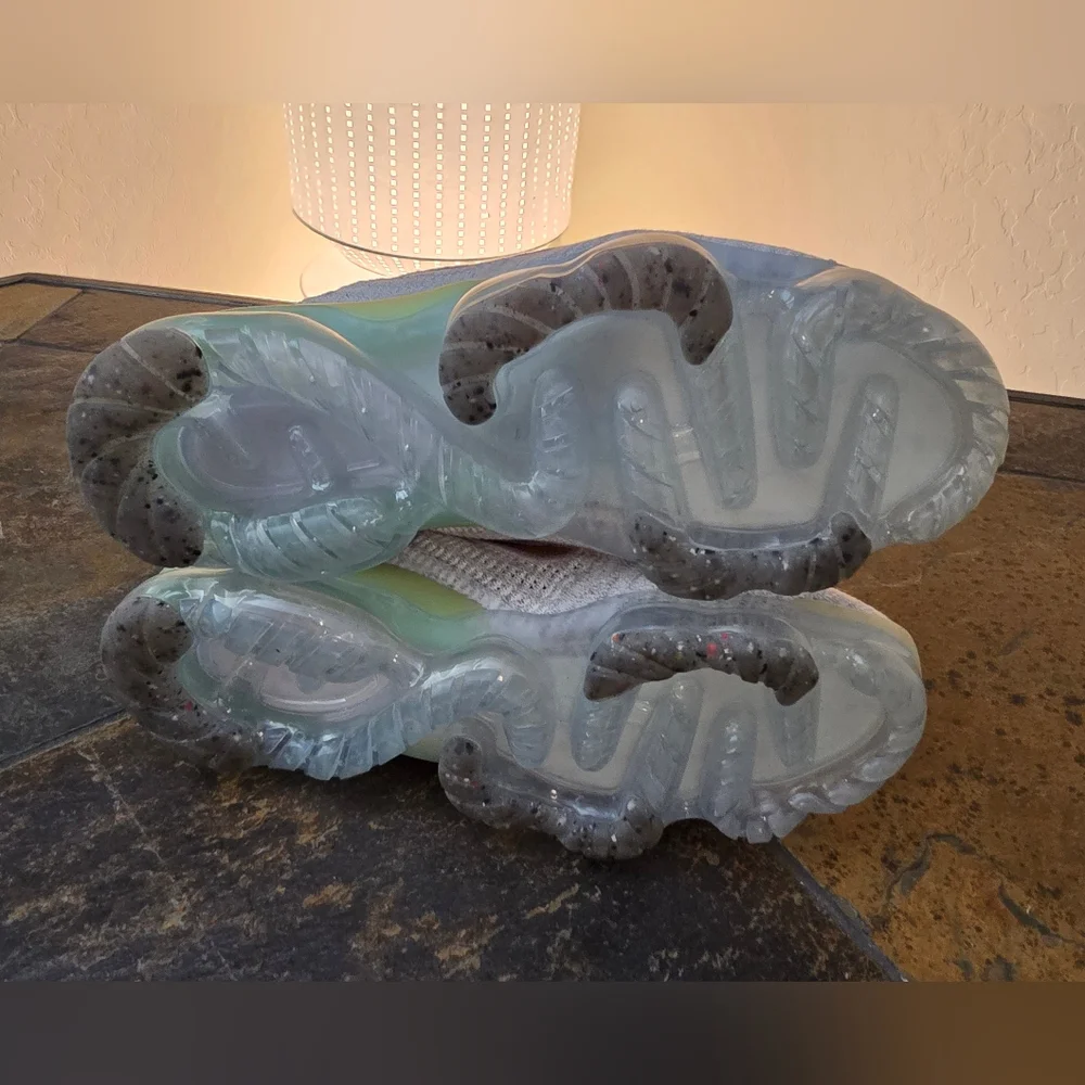 NIKE AIR VAPORMAX FLYKNIT 2021 ☆ Platinum Mint ☆ Size 7 Youth or 8.5 US Womens - Picture 8 of 9